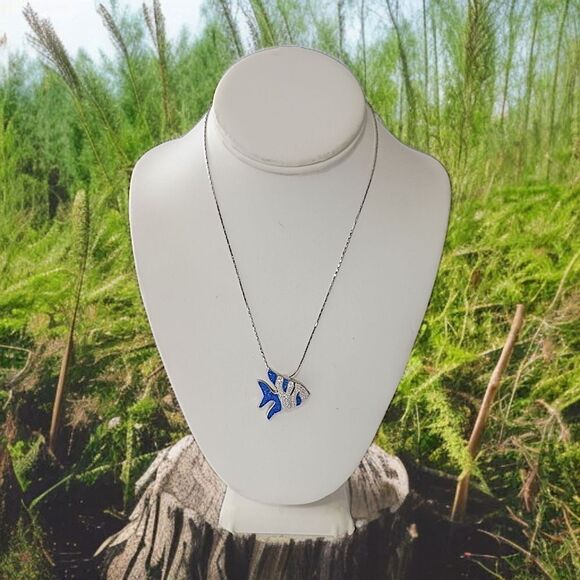 Tropical Fish Angelfish Pendant Necklace Pave Crystal Blue Clear Silver Tone - Picture 16 of 16